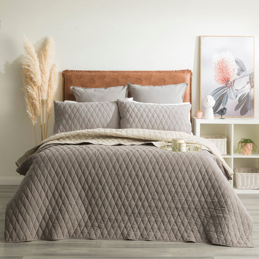 Queen/King Bed Renee Taylor Diamante Vintage Stone Washed Cotton Reversible Quilted Coverlet Set Charcoal