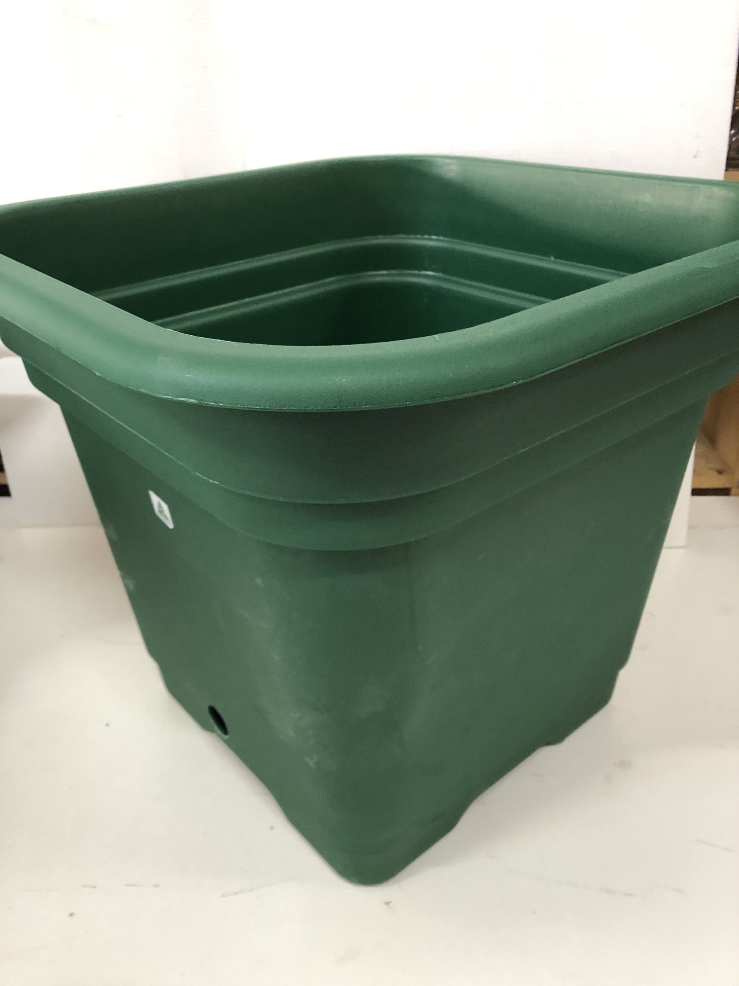 Self Watering Pot Brunswick Green - JohnnyBoyAus